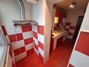 Apartament cu 3 camere Zona Sagului - imagine 2