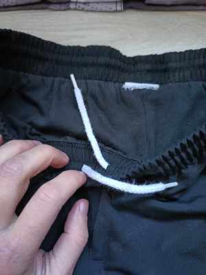 Pantaloni Jogging Adidas Size S, Buzunare cu fermoar - imagine 2