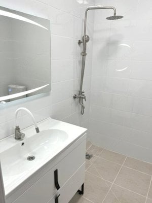 Inchiriez Apartament cu 2 camere in zona Aviatiei - imagine 7