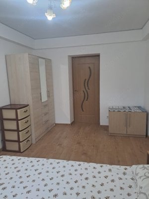 Ofer spre inchiriere apartament cu 2 camere in zona Crangasi - imagine 5