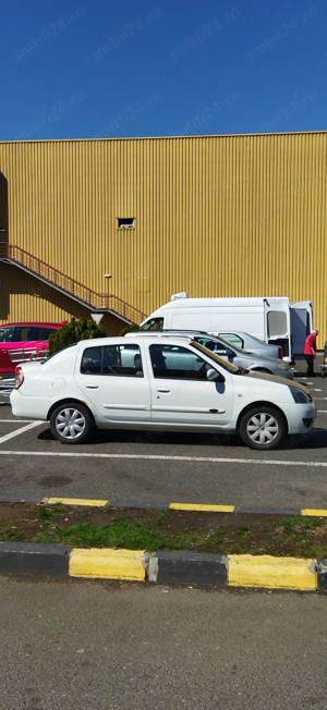 Vand Renault Clio Symbol 2006 benzina 1.4L 75 CP - imagine 5