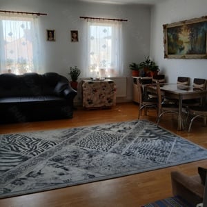 Vând apartament în vila cu vedere la Crucea de pe Caraiman și munții Bucegi - imagine 7