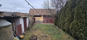 Casa cu Teren 1 440 Mp De Vanzare, Sat Seuca, Com. Ganesti - imagine 9