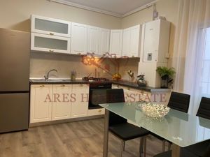 Închiriez Apartament Modern cu 2 Camere în Giroc - Confort și Eleganța - imagine 2