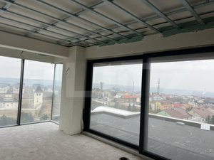 Oportunitate!!! Penthouse, 171 mp plus terasa 447 mp, zona Zamca  - imagine 2