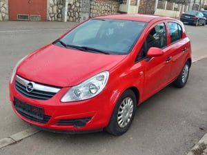 Opel corsa euro 5 benzina