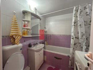 APARTAMENT 3  CAMERE - imagine 8