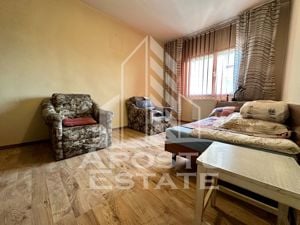 Apartament cu 2 camere, etaj intermediar, zona Sagului - imagine 7