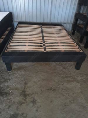 Vand cadru pat, 160x200 cm, cu somiea , fara saltea,400 Ron,la Oradea 