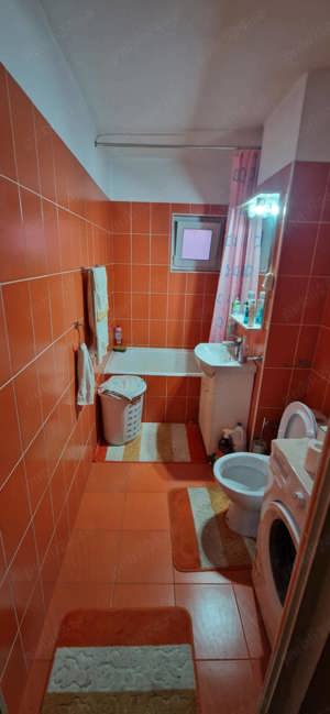 Vand apartament cu 2 camere zona Kiriac - imagine 5