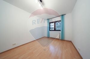 Apartament cu 2 camere si loc de parcare si boxa în zona Racadau - imagine 15