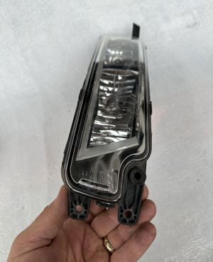 Proiector VW Passat B6-B8 - imagine 2