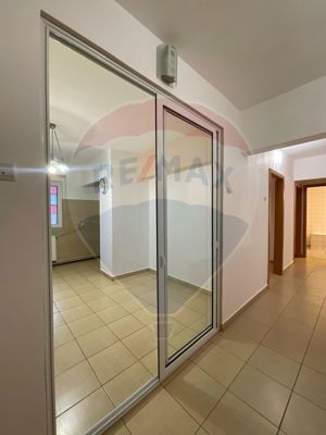 Apartament de 3 pe Pietonală Răcădău - imagine 4