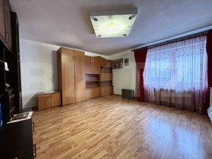 Casa 6 camere 310 mp Sacele Brasov - imagine 2