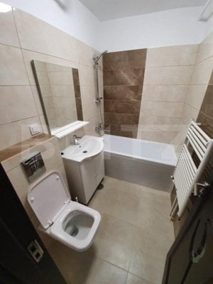 Apartament cu 2 camere decomandat,  35 mp, zona Alexandru cel Bun - imagine 7