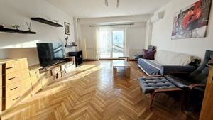 Rond Alba Iulia, Decebal, apartament 3 camere decomandat - imagine 2