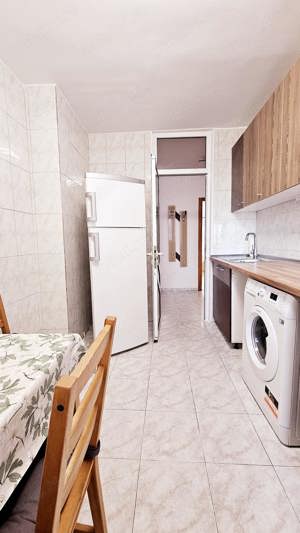 Rond Alba Iulia, Decebal, apartament 3 camere decomandat - imagine 9