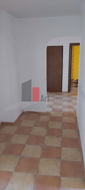 Vânzare apartament 3 camere Apărătorii Patriei - Spiru Haret - imagine 7