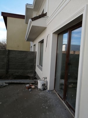 De vanzare jumatate de casa  duplex P+E situat in Timisoara, Dambovita la alegere din 4 case - imagine 1