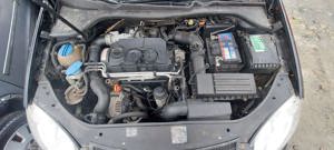 Dezmembrez Golf V - imagine 5