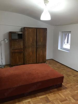 apartament 3 camere decomandate la curte (et.1), zona Dacia-Mosilor. pret 380 euro - imagine 3