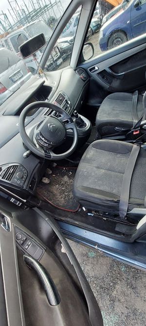 Dezmembrez Citroen C4 Picasso 1.6 2007 - imagine 5