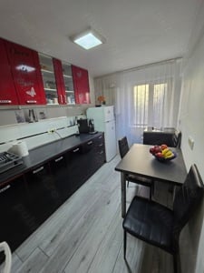 Proprietar vând apartament mobilat zona centrala - imagine 3