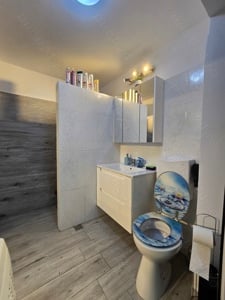 Proprietar vând apartament mobilat zona centrala - imagine 7