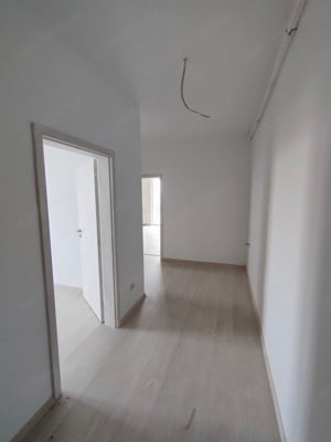 Ap de vanzare cu 2 camere, in bloc nou, 59mp, 88000Euro Tm Giroc - imagine 9