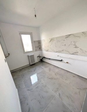 Apartament 2 cam. Podu Ros, renovat! - imagine 6