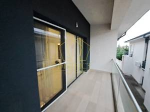 Apartament cu 2 camere si 2 locuri de parcare, etajul 1 | Dumbravita - imagine 12