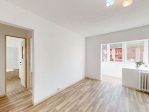 Vand apartament 2 camere - imagine 4