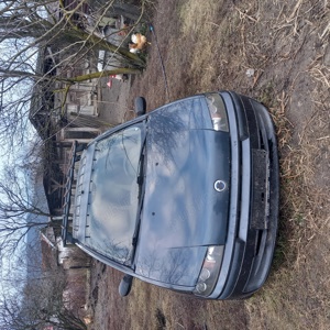 Autoturism radiat pt piese