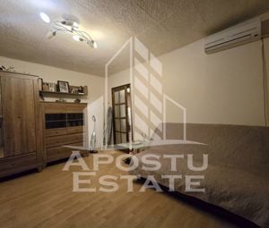 Apartament cu 2 camere, etaj intermediar, zona Bucovina - imagine 2