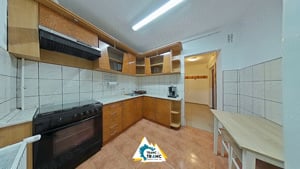 Apartament familial cu 3 camere la etajul 3 in zona Miorita - imagine 2