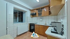 Apartament familial cu 3 camere la etajul 3 in zona Miorita - imagine 3