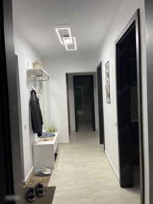 Vand apartament 2 camere,zona rond Alba Iulia-Decebal,Str. Caloian Județul - imagine 13