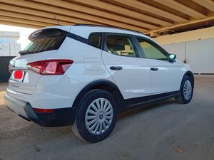 Seat   Arona Style 2021  1000cmc 96 cp  