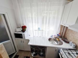 Apartament in Podu Ros - imagine 4