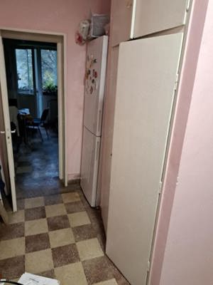 Persoană fizică vând apartament 3 camere - imagine 2