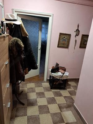 Persoană fizică vând apartament 3 camere