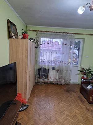 Persoană fizică vând apartament 3 camere - imagine 3