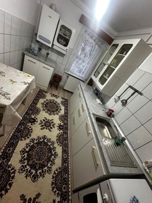 Apartament cu 3 camere de inchiriat