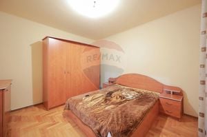 Casă de vânzare cu 4 camere în zona Calea Clujului - imagine 3