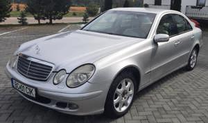 Vînd Mercedes E clasa 220 - imagine 8
