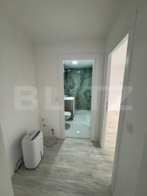 Spatiu comercial de inchiriat, cu 3 incaperi, 50 mp, zona DECEBAL  - imagine 4