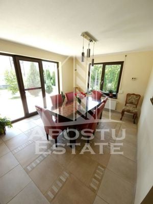 Casa individuala cu 6 camere,3 bai,  garaj, teren 1362 mp - imagine 4