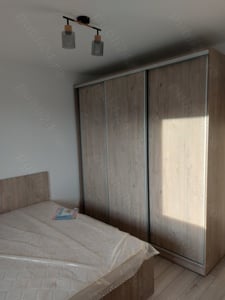 Închiriez apartament 2 camere - imagine 2