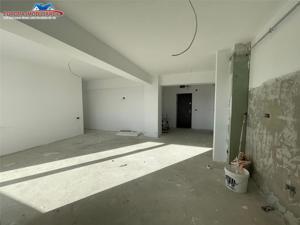 Apartament 2 camere zona C5 in BLOC NOU - imagine 10