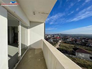 Apartament 2 camere zona C5 in BLOC NOU - imagine 2